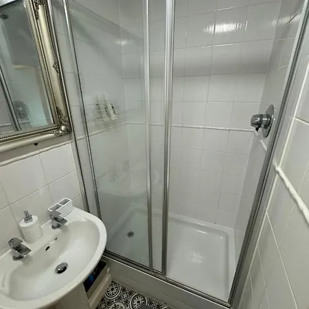 Apartment Centre Location Bristol